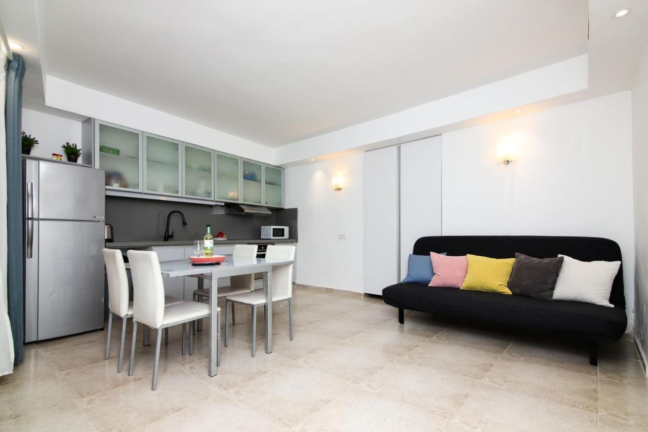 Gabriel Apartments - Cozy Kotel House エルサレム エクステリア 写真