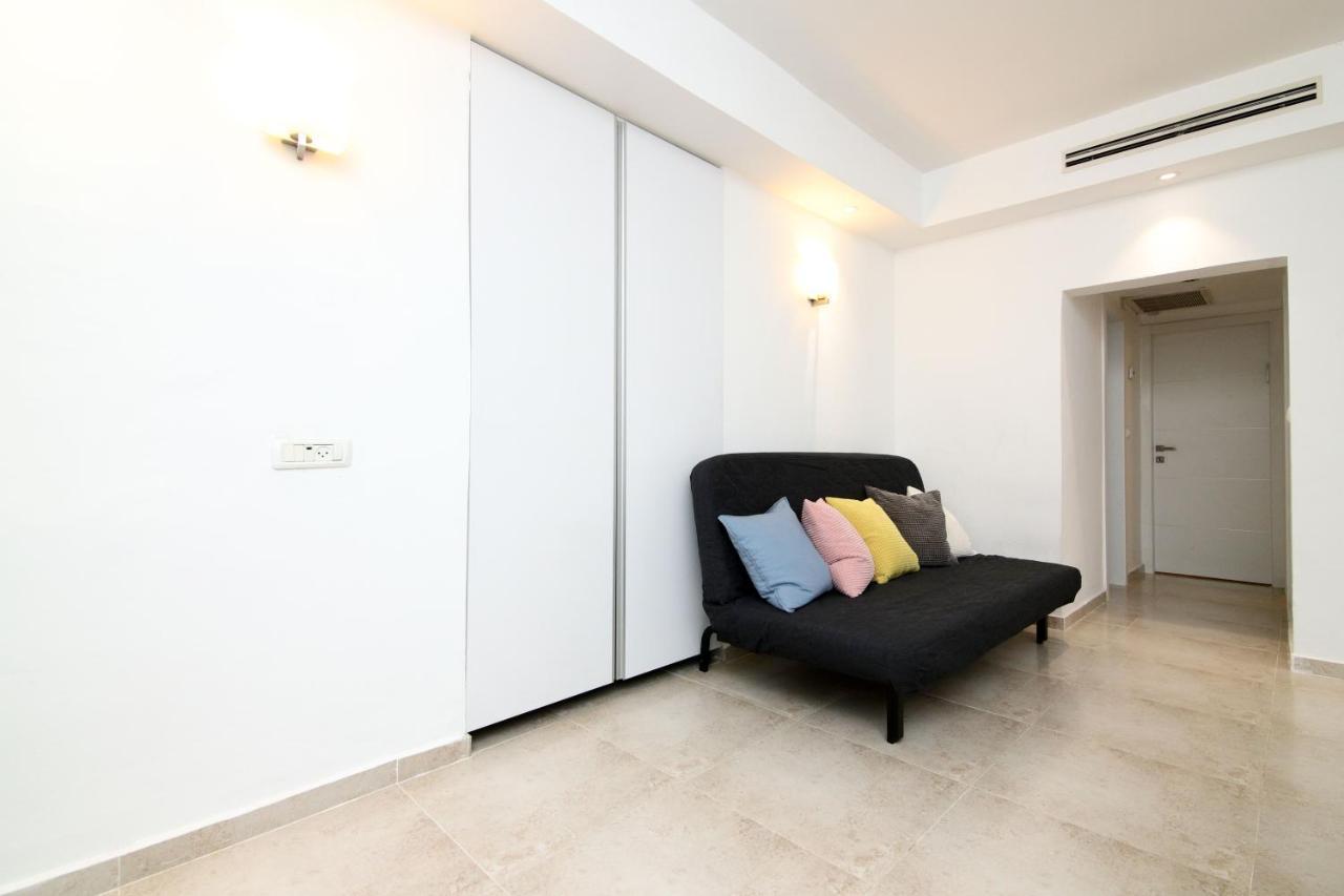 Gabriel Apartments - Cozy Kotel House エルサレム エクステリア 写真
