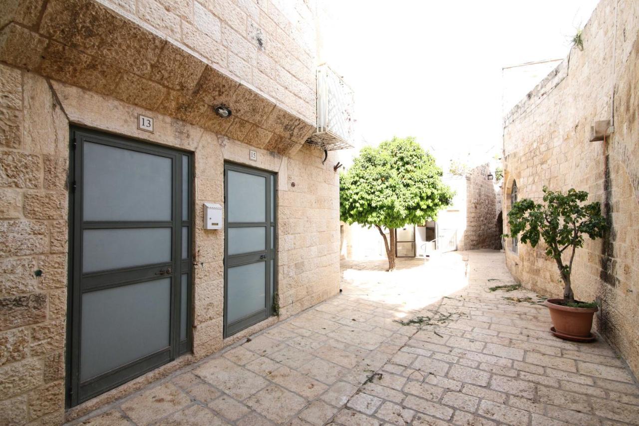 Gabriel Apartments - Cozy Kotel House エルサレム エクステリア 写真